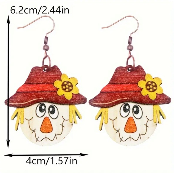Scarecrow Dangle Earrings - Picture 4 of 4
